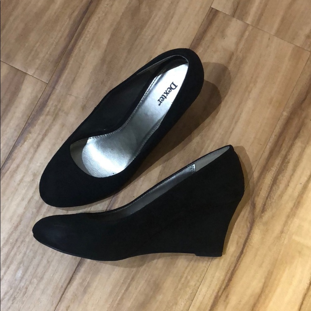 Black Suede Wedge Pumps Size 10 Dexter